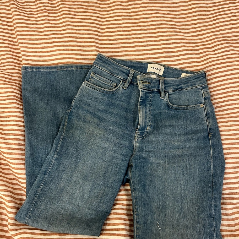 Frame Le Crop Mini Boot Jeans